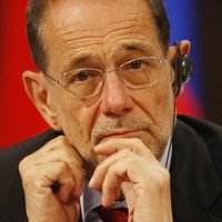Javier Solana Speaker
