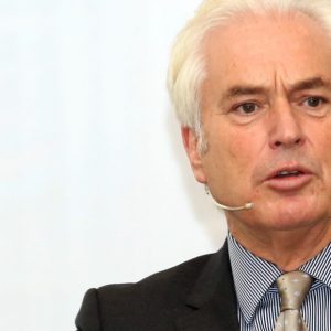 Ian Robertson Speaker