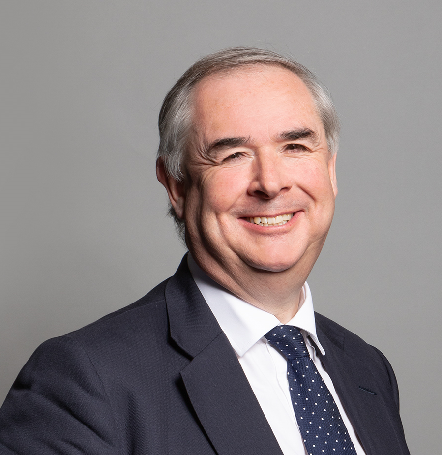 Geoffrey Cox - Political and Government Speakers - Chartwell Speakers