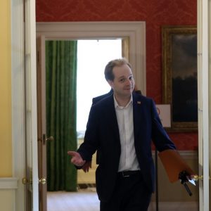 Oliver Lewis Speaker