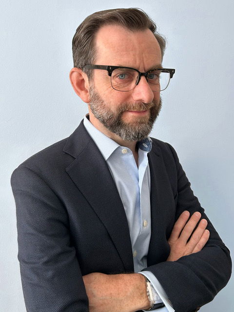 Andrew Edgecliffe-Johnson Speaker